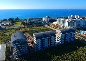 شقة غرفتين وصالة - ضمن مجمع حديث - قريبة من البحر - في كارجي جاك / الانيا 