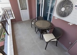 شقة جديدة -من تصميم 1+1 - مع الفرش -ضمن مجمع سكني قريب من البحر / مهموتلار /الانيا 