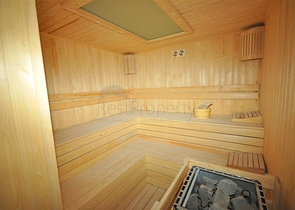 شقة جديدة -من تصميم 1+1 - مع الفرش -ضمن مجمع سكني قريب من البحر / مهموتلار /الانيا 