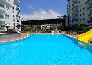 اطلالة بحر -طابق مرتفع - شقة مفروشة غرفة وصالة - مهموتلار /الانيا 