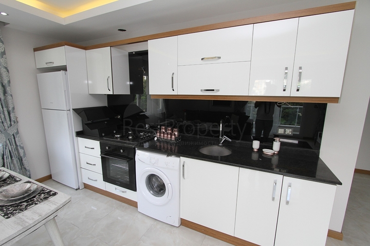 شقة مفروشة - غرفتين وصالة ضمن مجمع حديث -بسعر مناسب - مهموتلار / الانيا 