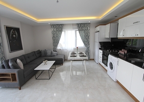 شقة مفروشة - غرفتين وصالة ضمن مجمع حديث -بسعر مناسب - مهموتلار / الانيا 