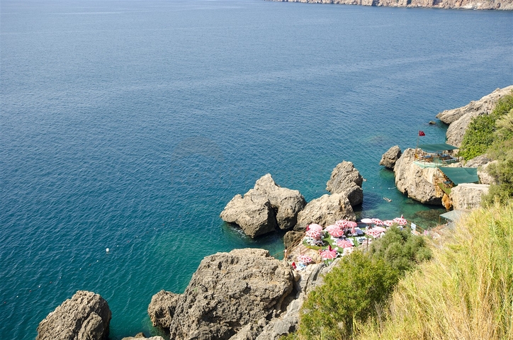 مشروع استثماري في حديقة كاراليوغلو في أنطاليا