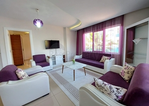 شقة مفروشة ضمن مجمع سكني حديث في مهموتلار /الانيا 