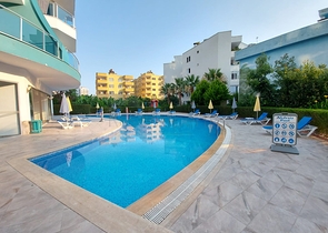 شقة مفروشة ضمن مجمع سكني حديث في مهموتلار /الانيا 