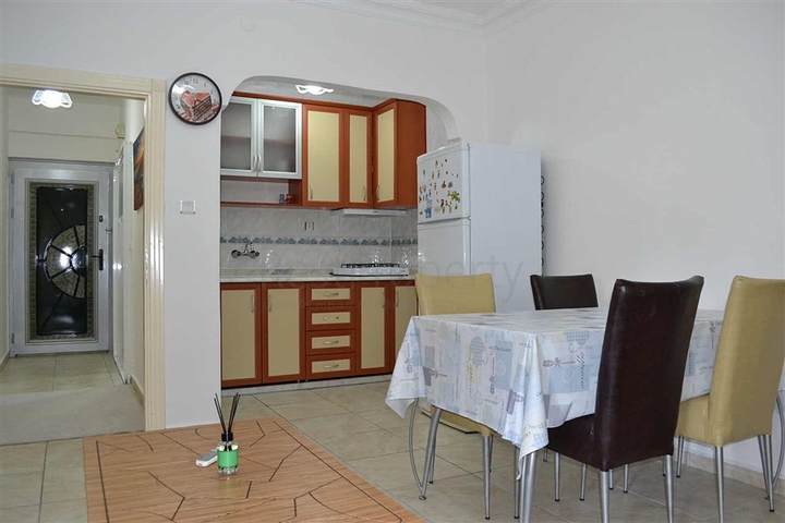 بسعر منافس جدا - شقة مفروشة غرفتين وصالة -قريبة من البحر -مهموتلار / الانيا 