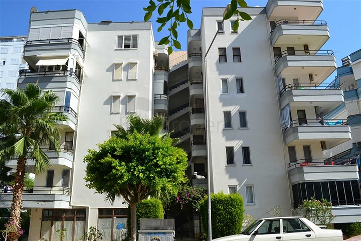 بسعر منافس جدا - شقة مفروشة غرفتين وصالة -قريبة من البحر -مهموتلار / الانيا 