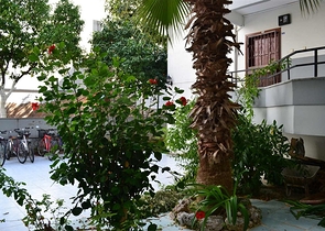 بسعر منافس جدا - شقة مفروشة غرفتين وصالة -قريبة من البحر -مهموتلار / الانيا 