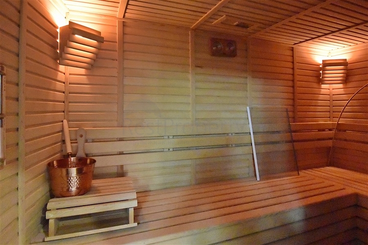 شقة عائلية - ثلاث غرف وصالة - قريبة من البحر -في افسلار / الانيا 