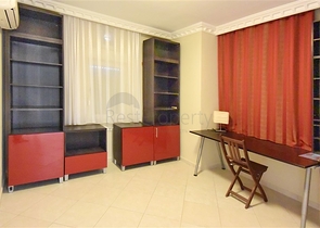 شقة عائلية - ثلاث غرف وصالة - قريبة من البحر -في افسلار / الانيا 