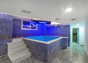 طابق مرتفع -اطلالة بحر - شقة مفروشة غرفتين وصالة - في مهموتلار / الانيا 