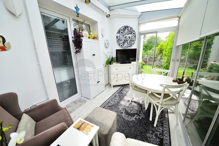 فيلا مستقلة مع مسبح خاص - ثلاث غرف وصالة - في فتهية 