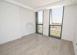 مكاتب 2 + 1 ومحل للبيع في كيبيز أنطاليا