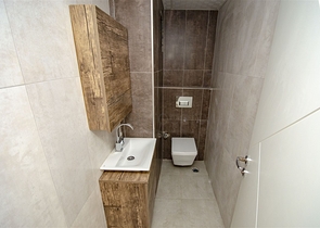 مكاتب 2 + 1 ومحل للبيع في كيبيز أنطاليا