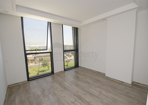 مكاتب 2 + 1 ومحل للبيع في كيبيز أنطاليا