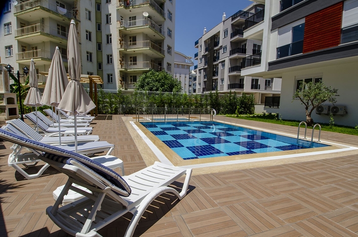 شقق 2 + 1 في مجمع بجوار قناة بواشاي في ليمان كونيالتي