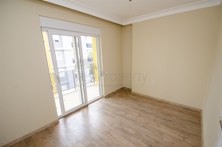 شقق 2 + 1 في مجمع بجوار قناة بواشاي في ليمان كونيالتي