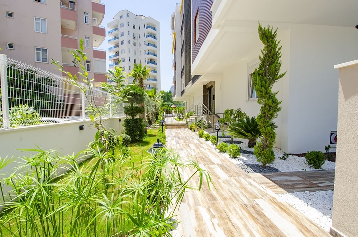 شقق 2 + 1 في مجمع بجوار قناة بواشاي في ليمان كونيالتي