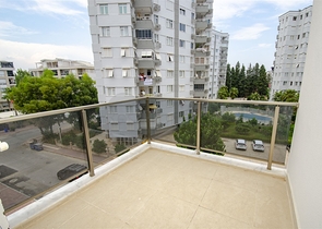 شقق 2 + 1 في مجمع بجوار قناة بواشاي في ليمان كونيالتي