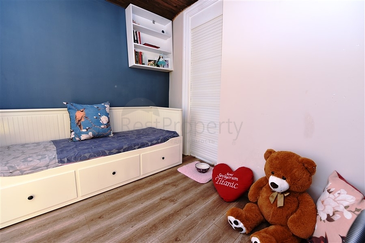 فيلا مستقلة مع مسبح خاص - 4 غرف وصالة - كارجي جاك/ الانيا 