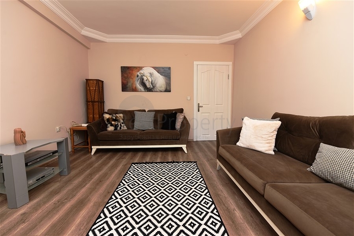 فيلا مستقلة مع مسبح خاص - 4 غرف وصالة - كارجي جاك/ الانيا 