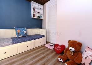 فيلا مستقلة مع مسبح خاص - 4 غرف وصالة - كارجي جاك/ الانيا 