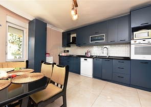 فيلا مستقلة مع مسبح خاص - 4 غرف وصالة - كارجي جاك/ الانيا 