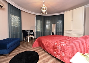 فيلا مستقلة مع مسبح خاص - 4 غرف وصالة - كارجي جاك/ الانيا 