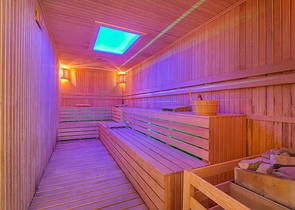 مجمع  فاخر في منطقة مركزية - شقة غرفة وصالة - اوبا / الانيا 