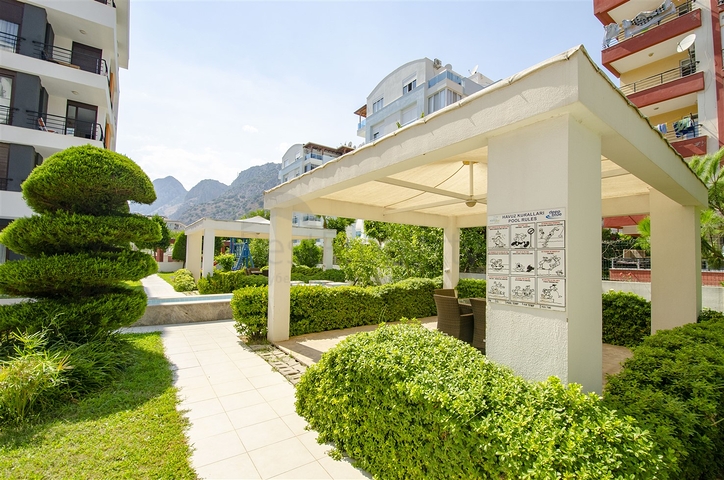 شقة 2 + 1 مع أثاث في هورما كونيالتي