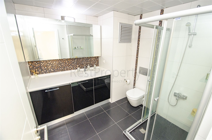 شقة 2 + 1 مع أثاث في هورما كونيالتي