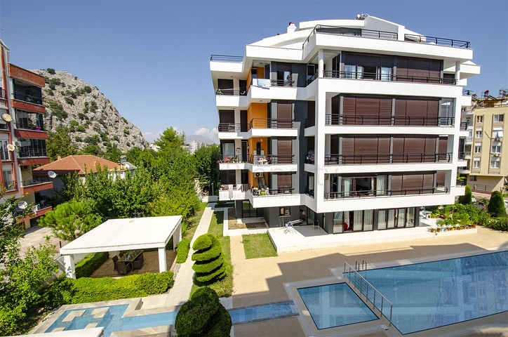 شقة 2 + 1 مع أثاث في هورما كونيالتي