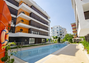 شقة 2 + 1 مع أثاث في هورما كونيالتي