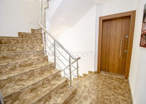 شقة 2 + 1 مع أثاث في هورما كونيالتي