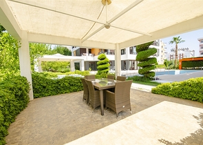 شقة 2 + 1 مع أثاث في هورما كونيالتي