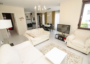 شقة 2 + 1 مع أثاث في هورما كونيالتي