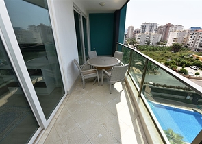 مجمع فاخر - قريب من البحر - غرفة وصالة - مهموتلار / الانيا 