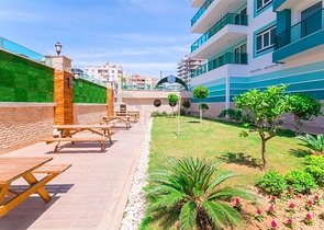 مجمع فاخر - قريب من البحر - غرفة وصالة - مهموتلار / الانيا 