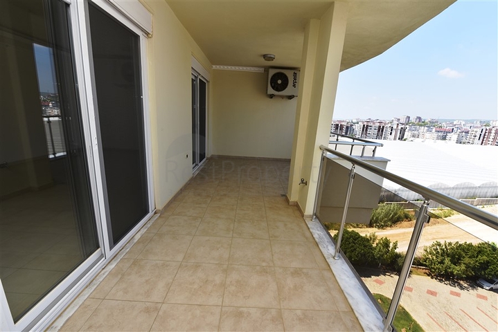 دوبلكس غرفتين وصالة - اطلالة مفتوحة - ضمن مجمع يضم كافة الخدمات - افسلار / الانيا 