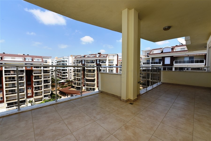 دوبلكس غرفتين وصالة - اطلالة مفتوحة - ضمن مجمع يضم كافة الخدمات - افسلار / الانيا 