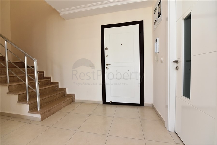 دوبلكس غرفتين وصالة - اطلالة مفتوحة - ضمن مجمع يضم كافة الخدمات - افسلار / الانيا 