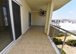 دوبلكس غرفتين وصالة - اطلالة مفتوحة - ضمن مجمع يضم كافة الخدمات - افسلار / الانيا 