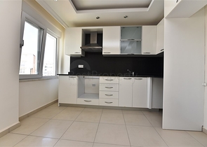 دوبلكس غرفتين وصالة - اطلالة مفتوحة - ضمن مجمع يضم كافة الخدمات - افسلار / الانيا 