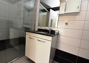 دوبلكس غرفتين وصالة - اطلالة مفتوحة - ضمن مجمع يضم كافة الخدمات - افسلار / الانيا 