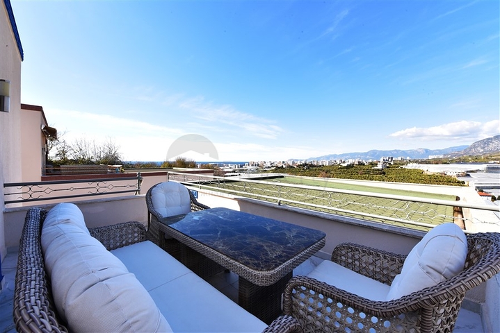 فلل مستقلة - مسبح خاص  -بأسعار منافسة - كارجي جاك / الانيا 