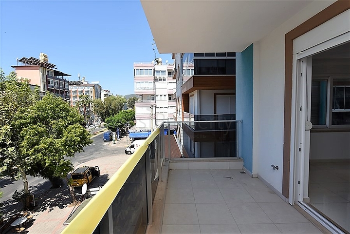 قريبة من شاطئ كليوباترا الشهير - شقة 2 غرفة وصالة - مجمع سكني حديث / في مركز الانيا 