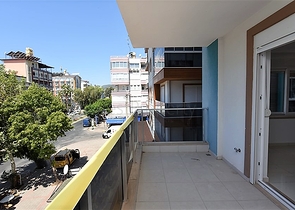 قريبة من شاطئ كليوباترا الشهير - شقة 2 غرفة وصالة - مجمع سكني حديث / في مركز الانيا 