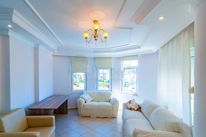 اطلالة بحر مباشرة - شقة مفروشة - تصميم 1+2 - في منطقة توسمور المركزية / الانيا 