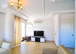 اطلالة بحر مباشرة - شقة مفروشة - تصميم 1+2 - في منطقة توسمور المركزية / الانيا 