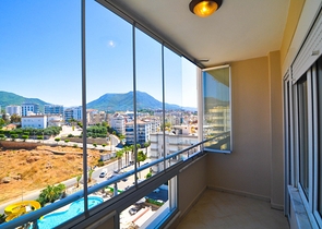 اطلالة بحر مباشرة - شقة مفروشة - تصميم 1+2 - في منطقة توسمور المركزية / الانيا 